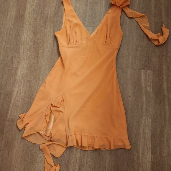 White Fox Like That Melon Dress - Picture 2 of 5